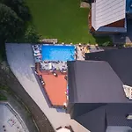 Jedrol - Jacuzzi & Basen Zakopane