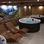 Jedrol - Jacuzzi & Basen