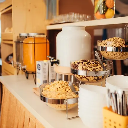 Jedrol - Jacuzzi & Basen 3*