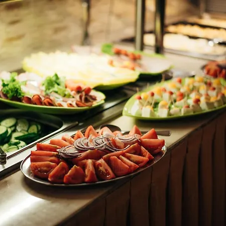 Jedrol - Jacuzzi & Basen 3*