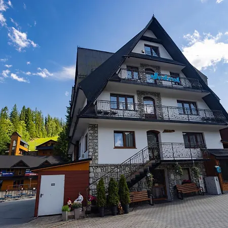 住宿加早餐酒店 Jedrol 波罗宁