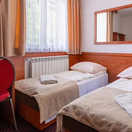 Panzió Jedrol - Jacuzzi & Basen 3*