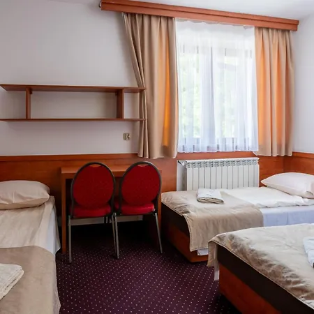 Jedrol - Jacuzzi & Basen Bed & Breakfast