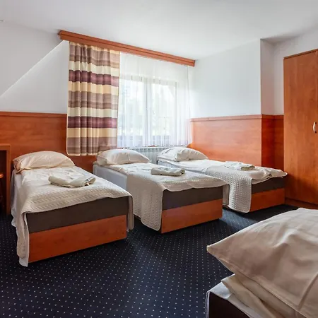 Jedrol - Jacuzzi & Basen Bed & Breakfast 3*