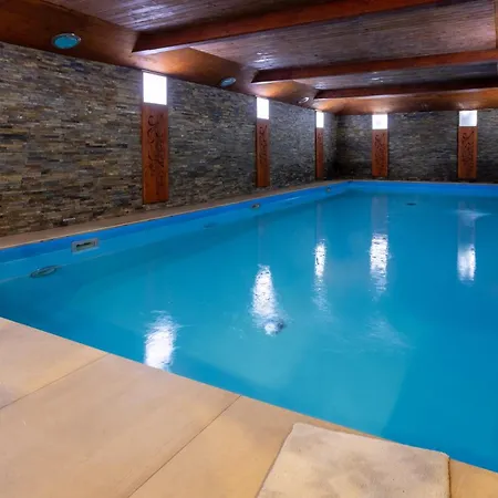 Bed & Breakfast Jedrol - Jacuzzi & Basen 3*